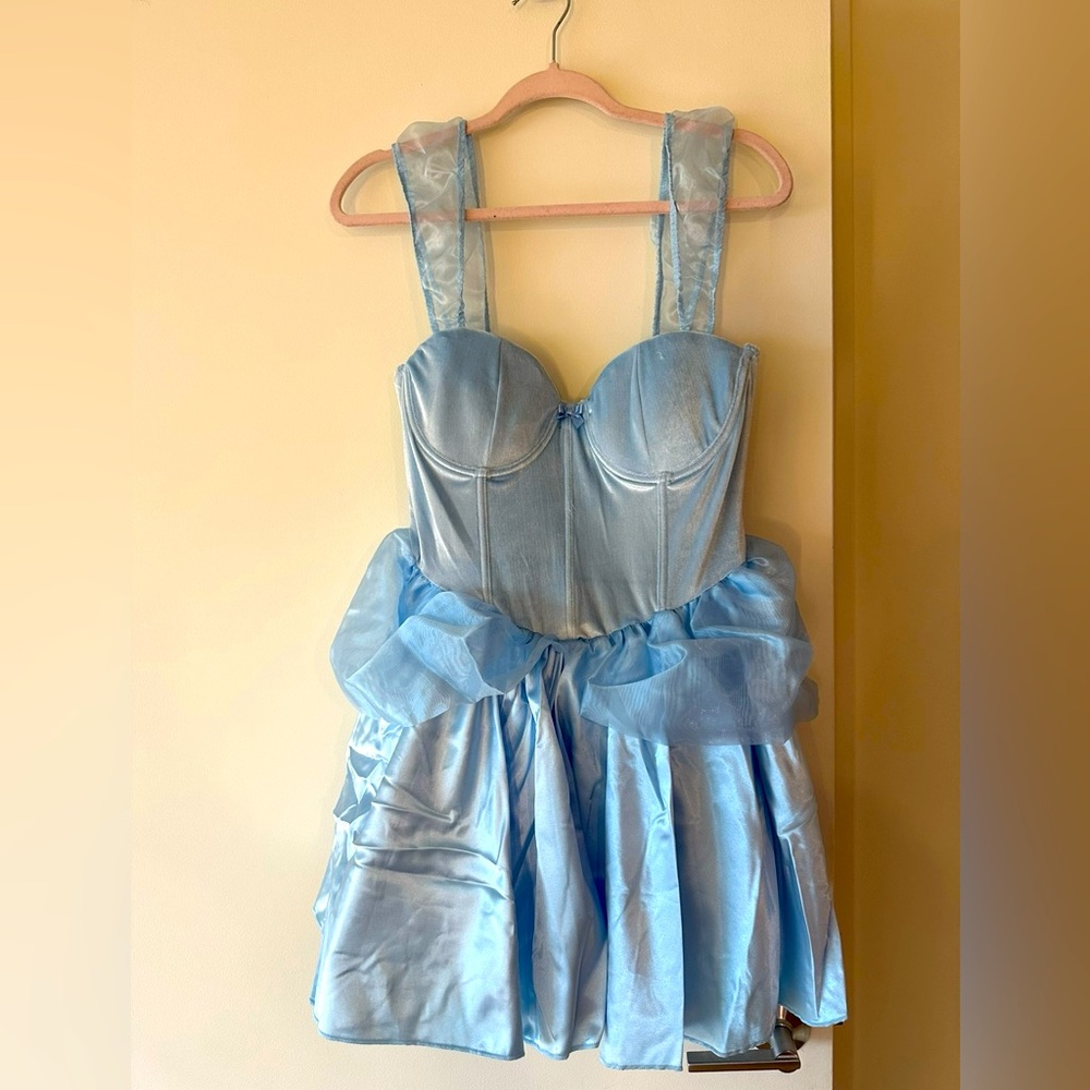 Dolls Kill - Come Find Me Costume